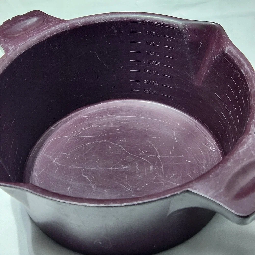 Pampered Chef Micro Cooker 8 Cup Microwave Cooker Steamer With Strainer Maroon